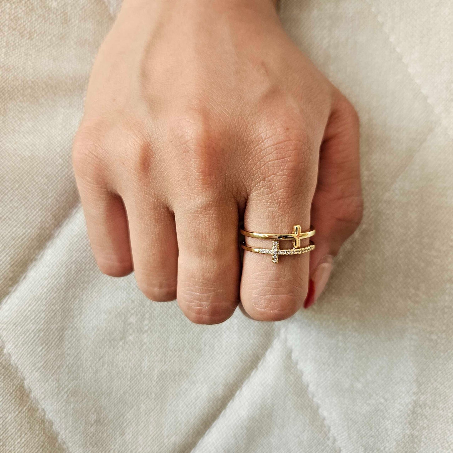 Double Cross Ring
