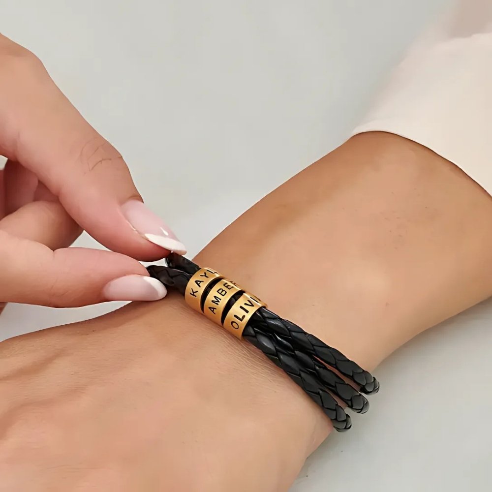 Best Dad In The World - Inner Circle Timeless Bracelet with Engraved Name Beads