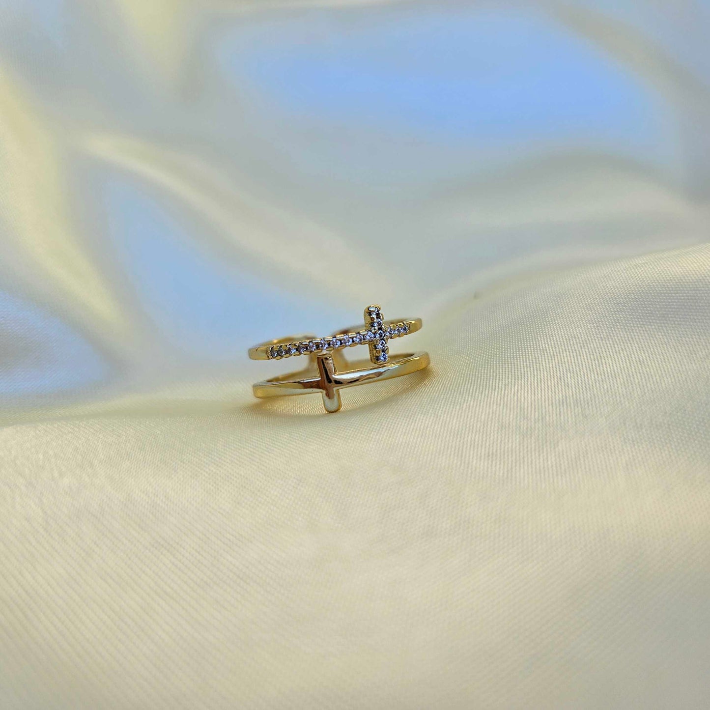 Double Cross Ring